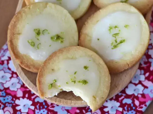 Рецепт Песочное печенье с лаймом и глазурью