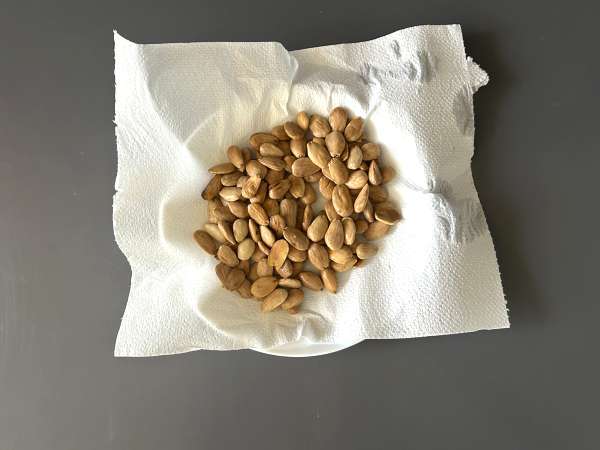 Традиционная марокканская выпечка из кирпичного теста с курицей и специями - Подготовка этап 9