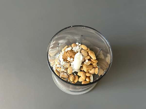 Традиционная марокканская выпечка из кирпичного теста с курицей и специями - Подготовка этап 10