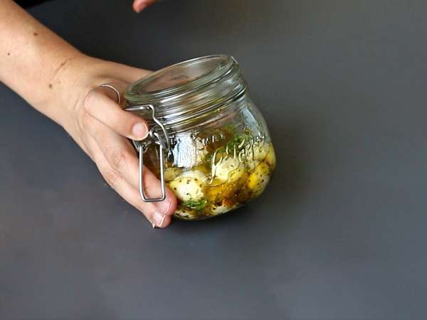 Маринованные шарики моцареллы для аперитива или салата! - Подготовка этап 5