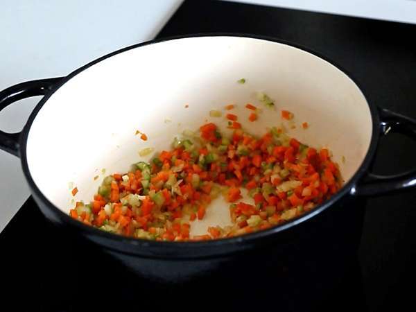 Домашний соус болоньезе - ragù alla bolognese - Подготовка этап 2