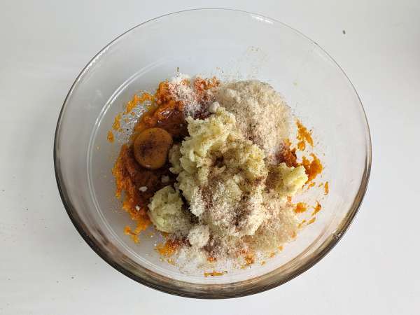 Тыквенный мясной рулет с грибами и жилистым сыром скаморца: вкусный и простой рецепт запекания - Подготовка этап 5