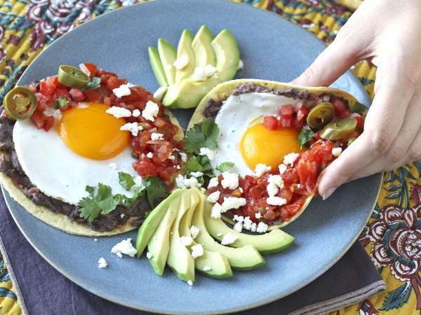 Huevos rancheros: культовый и вкусный мексиканский рецепт - Подготовка этап 11
