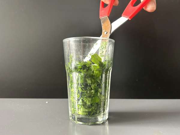 Быстрый и простой рецепт жареных грибов - Подготовка этап 3