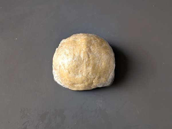 Пирожные на День святого Валентина с клубничным джемом: романтические домашние угощения - Подготовка этап 2