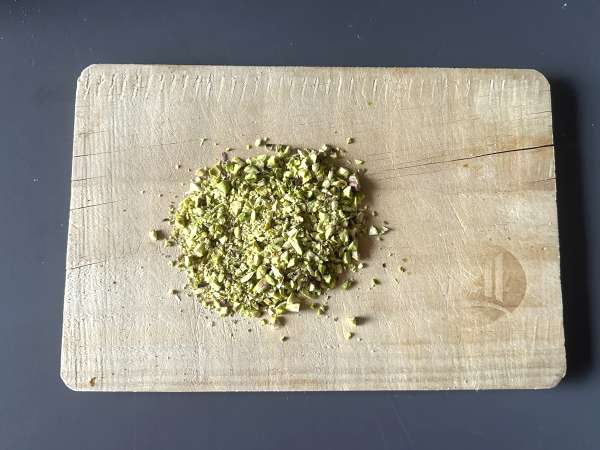 Сердечки из салфеток с шоколадной и фисташковой глазурью - Подготовка этап 1