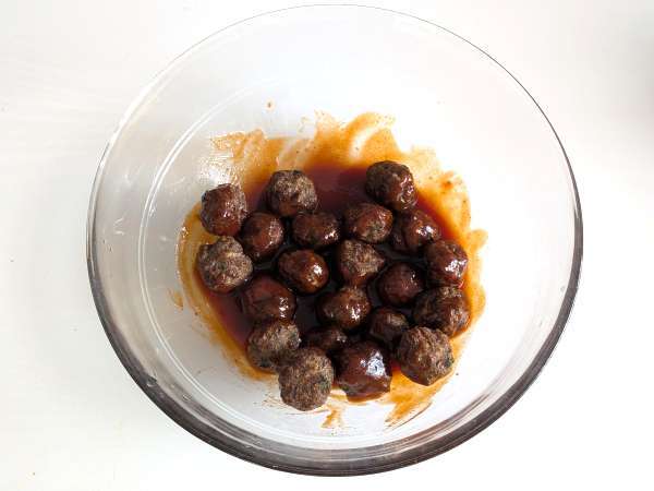 Фрикадельки в аэрофритюрнице с кисло-сладким соусом барбекю: простой и вкусный рецепт - Подготовка этап 7