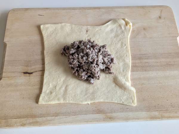 Булочки для бургеров в аэрофритюрнице: отличный вариант для быстрого и вкусного ужина - Подготовка этап 4