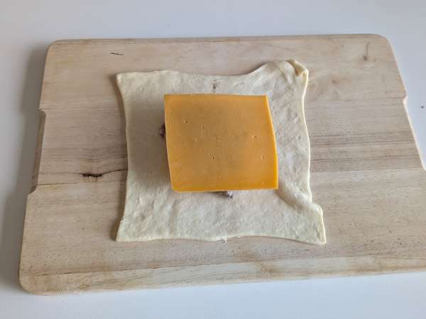 Булочки для бургеров в аэрофритюрнице: отличный вариант для быстрого и вкусного ужина - Подготовка этап 5