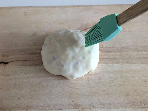 Булочки для бургеров в аэрофритюрнице: отличный вариант для быстрого и вкусного ужина - Подготовка этап 7