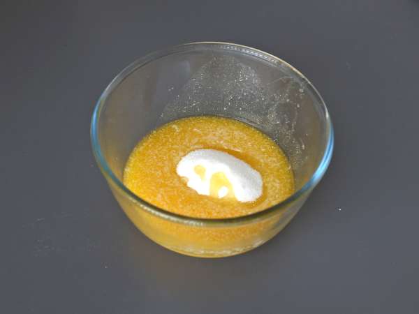 Перевернутый банановый торт с помадкой - Подготовка этап 3