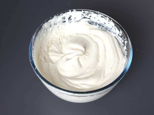 Шарлотка из красных фруктов с мадленками - Подготовка этап 3