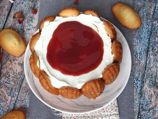 Шарлотка из красных фруктов с мадленками - Подготовка этап 9