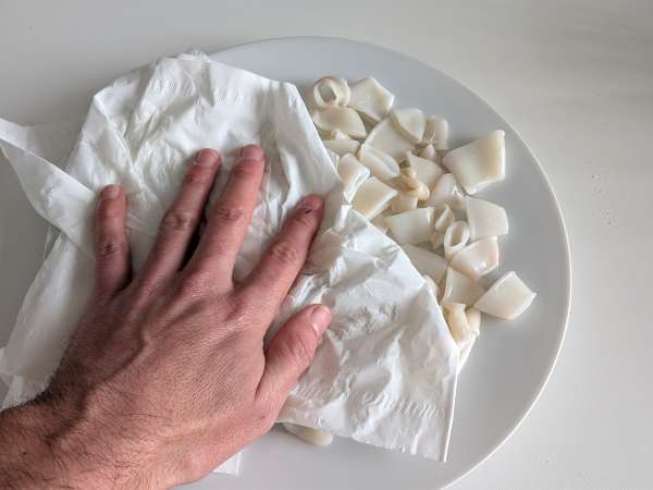 Кольца кальмара в аэрофритюрнице хрустящие и легкие - Подготовка этап 1