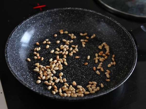 Салат из макарон орзо с лососем и кабачками - Подготовка этап 6