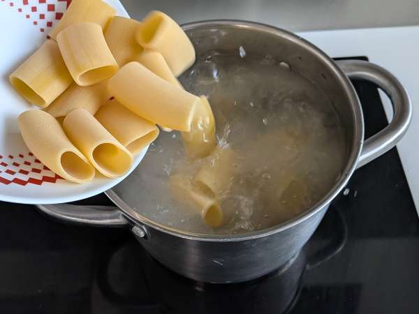 Паста с болгарским перцем и мятой: нежная и ароматная - Подготовка этап 6
