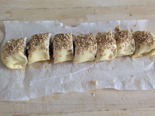 Рустики с колбасой и сыром, приготовленные в фритюрнице с циркуляцией воздуха - Подготовка этап 8