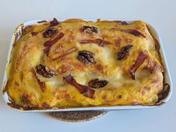 Лазанья с тыквой, шпеком и орехами — кремовая и хрустящая - Подготовка этап 9