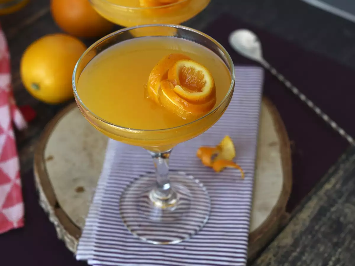 Agua de Valencia - средиземноморский коктейль с кавой и апельсином, который вы можете приготовить дома. - фото 3