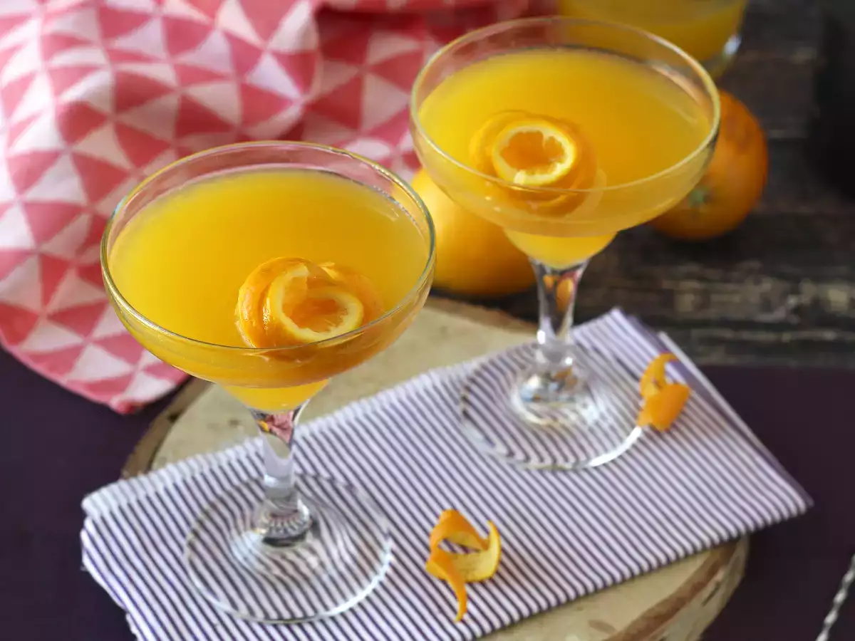 Agua de Valencia - средиземноморский коктейль с кавой и апельсином, который вы можете приготовить дома. - фото 4