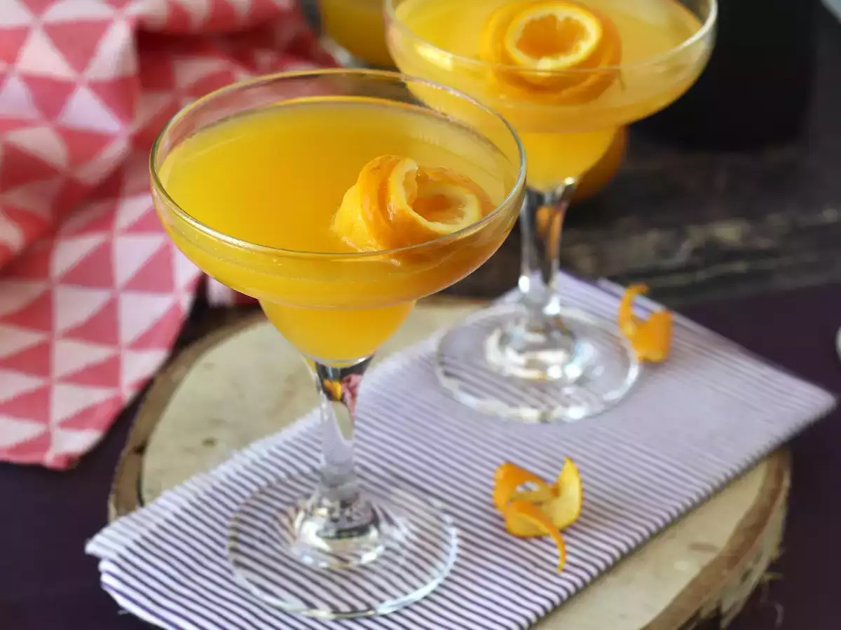 Agua de Valencia - средиземноморский коктейль с кавой и апельсином, который вы можете приготовить дома. - фото 5