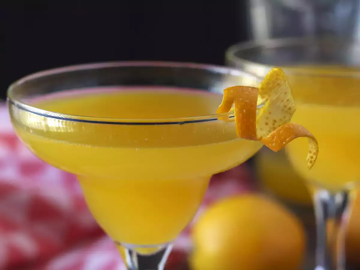 Agua de Valencia - средиземноморский коктейль с кавой и апельсином, который вы можете приготовить дома. - фото 8