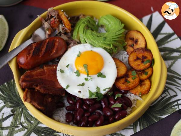 Bandeja Paisa, колумбийское блюдо, полное вкуса и традиций - фото 6