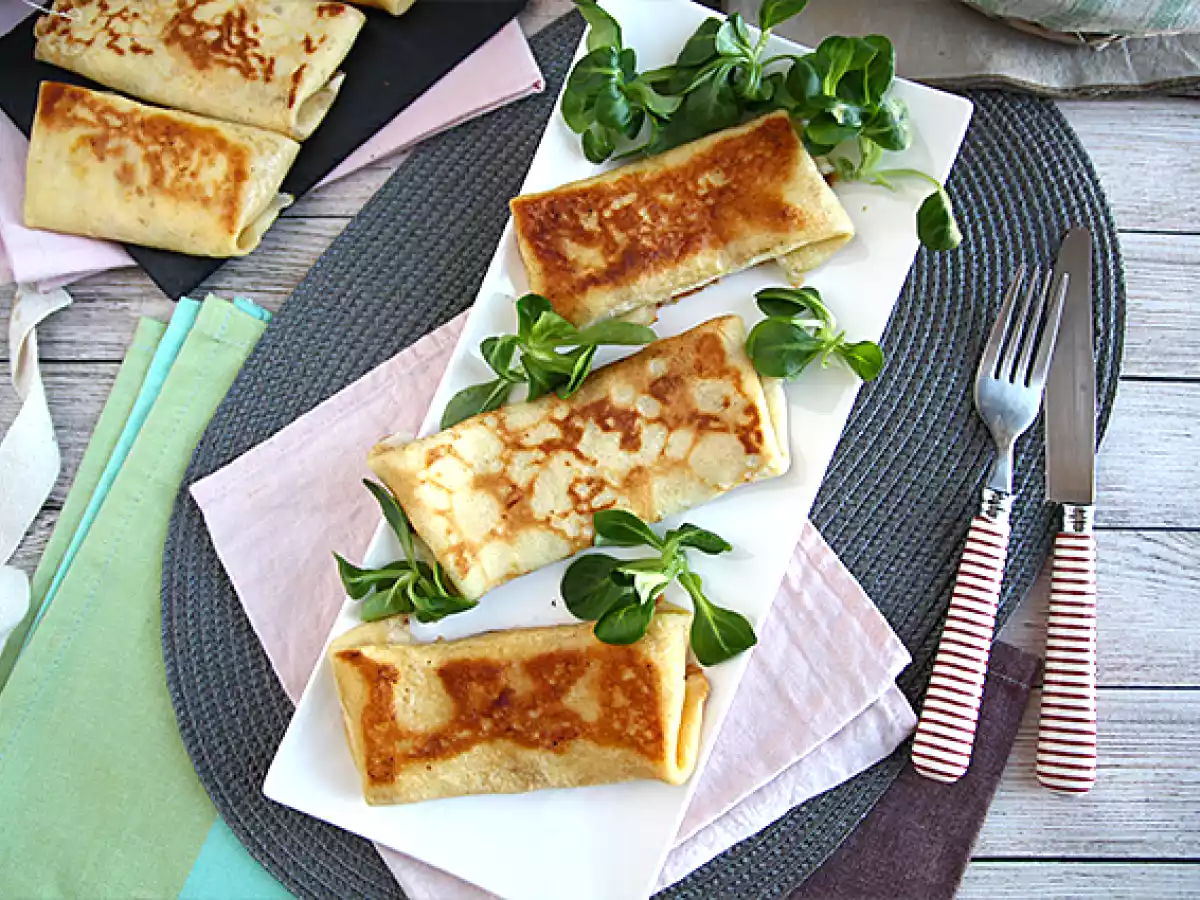 Блинчики с соусом бешамель, сыром и ветчиной - фото 6