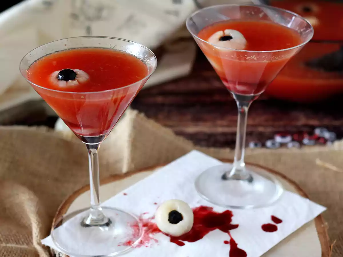 Bloody cocktail for Halloween, to share and without alcohol! - Halloween mocktail - фото 5