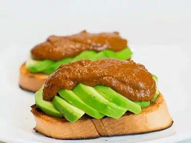 Бутерброды с авокадо
