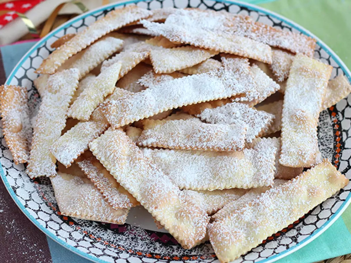 Chiacchiere di Carnevale — итальянский хворост в духовке - фото 4