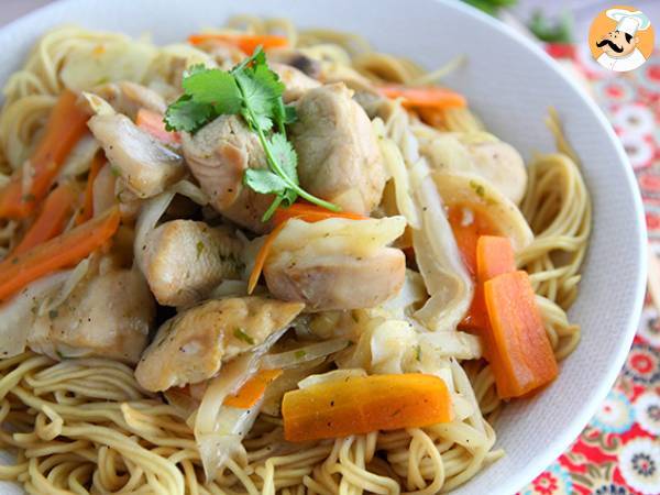 Chow mein (chao men), китайская лапша с курицей и овощами - фото 2