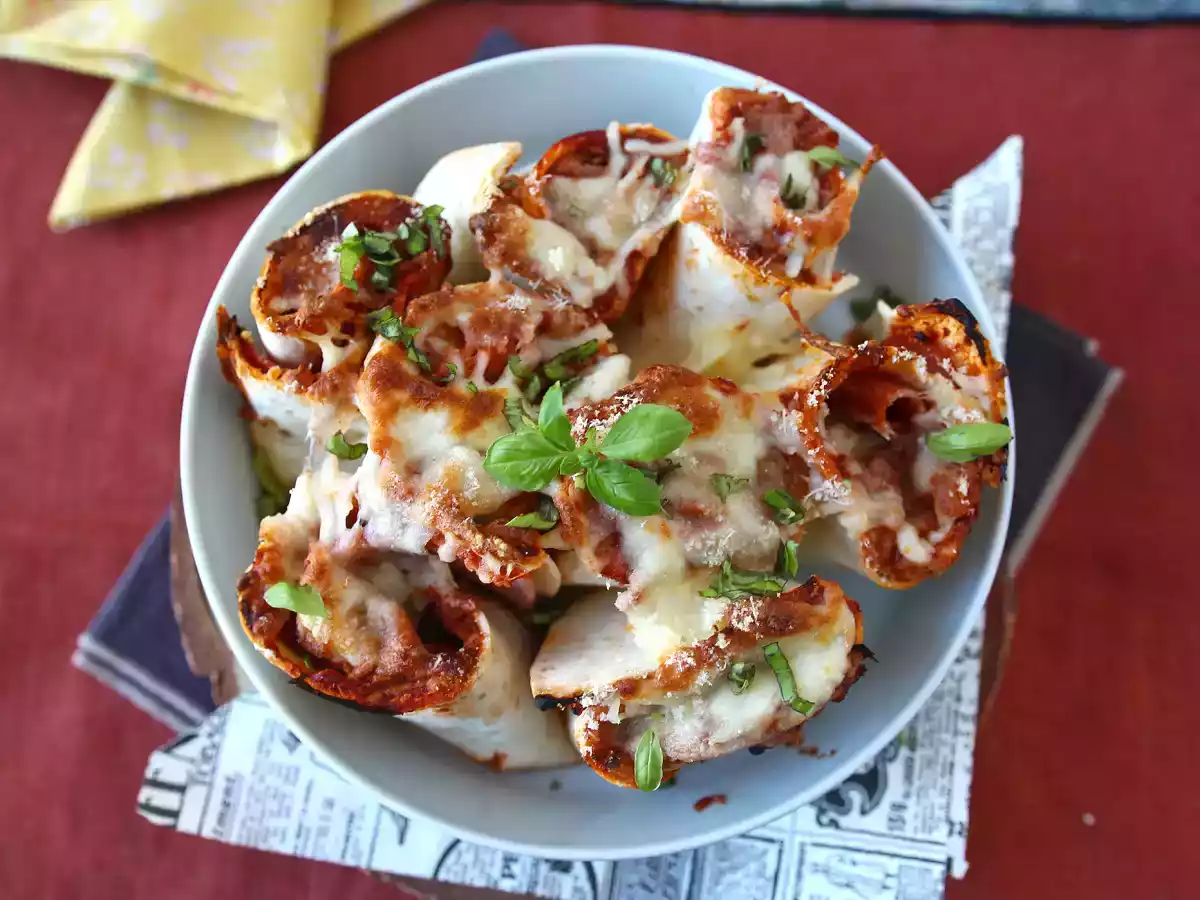 Что делать с тортильями Изысканное блюдо со вкусом пиццы! - фото 6
