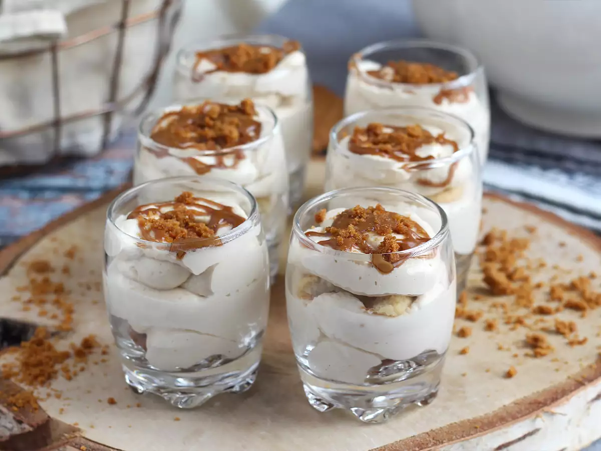 Десерт в стаканчиках с муссом из печенья спекулос - фото 3