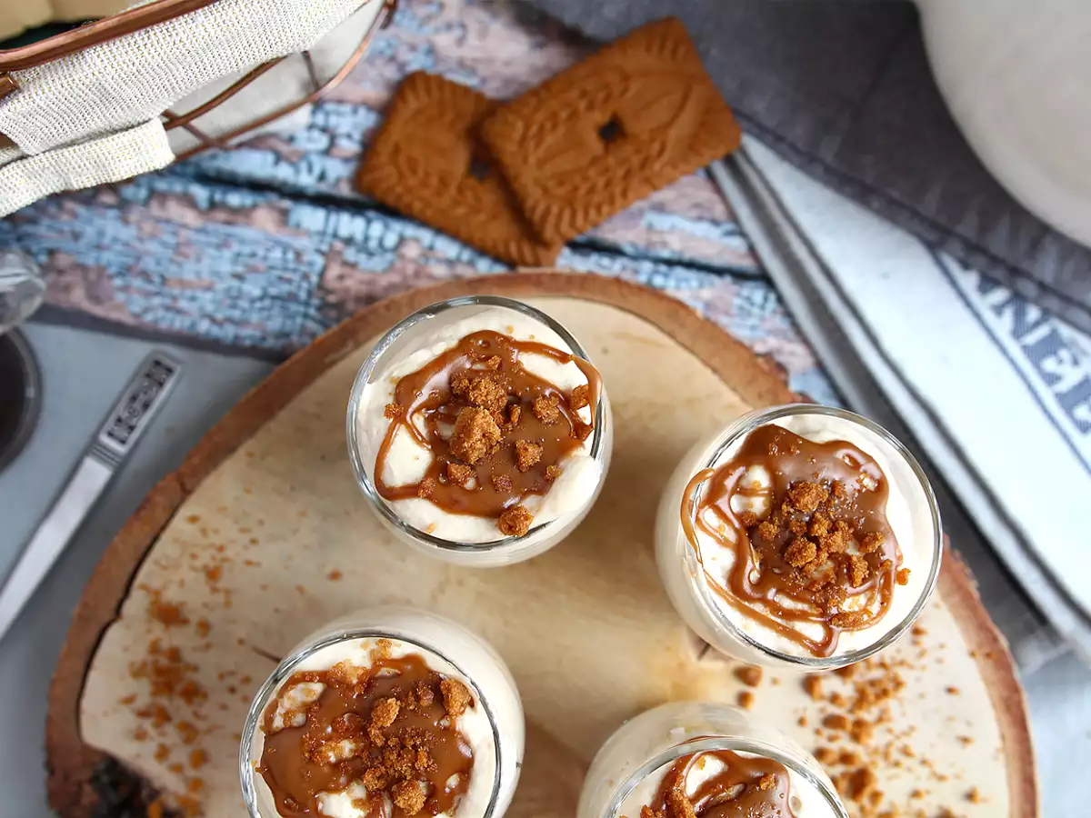 Десерт в стаканчиках с муссом из печенья спекулос - фото 4