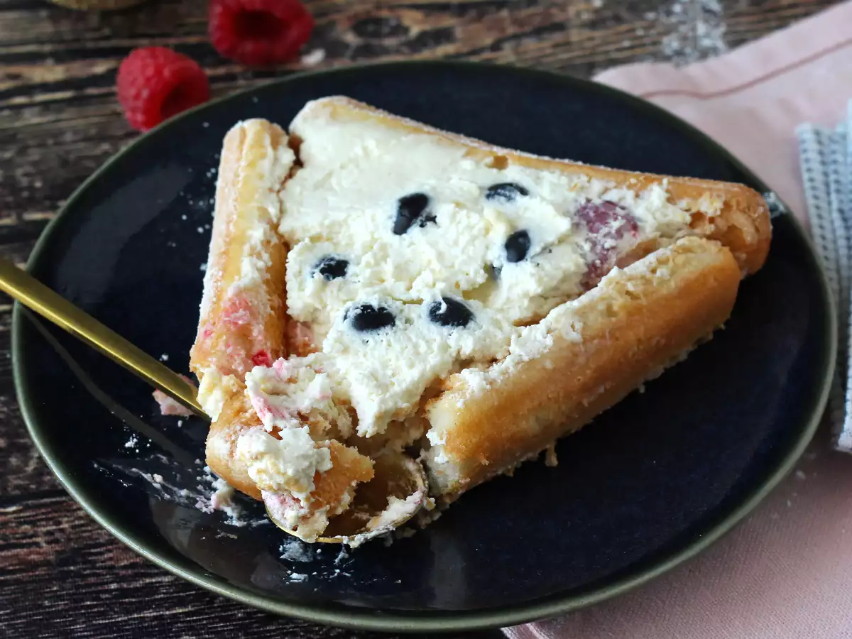 Для приготовления этого красного фруктового полена не нужна форма! - фото 4