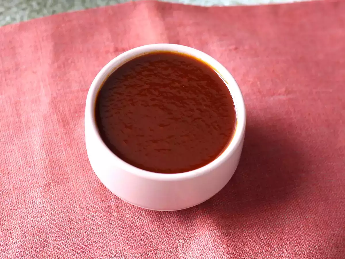 Домашний кисло-сладкий соус для барбекю: простой рецепт, готовый в кратчайшие сроки - фото 5