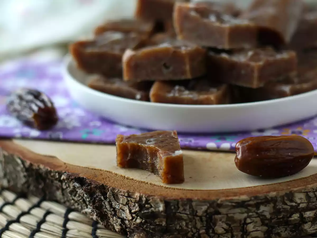 Финиковая помадка, маленький квадратик, полный энергии и вкуса! - фото 2