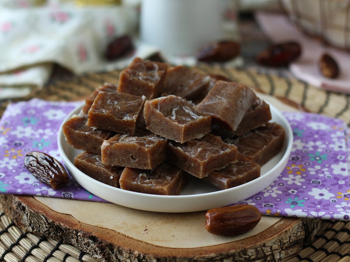 Финиковая помадка, маленький квадратик, полный энергии и вкуса! - фото 3