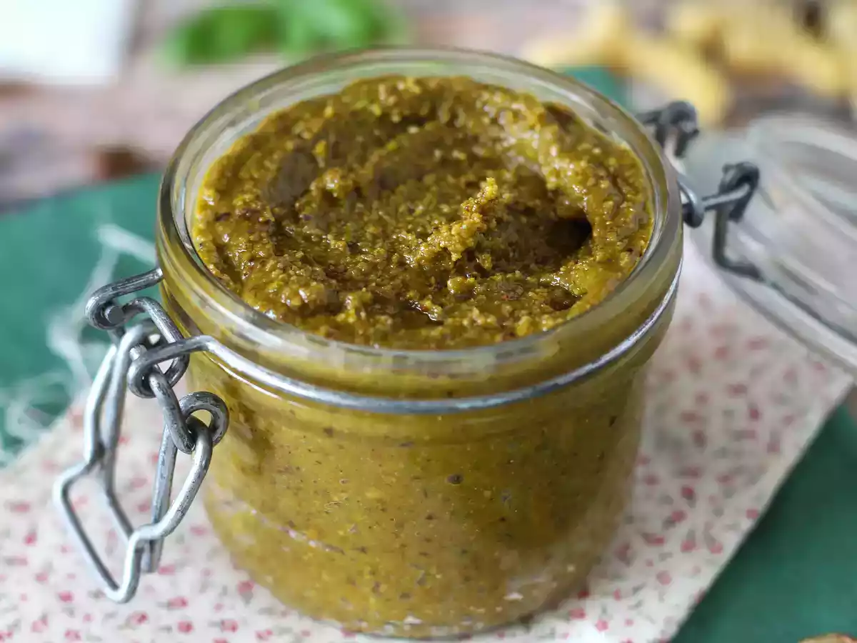 Фисташковый песто, простой и вкусный соус - фото 2