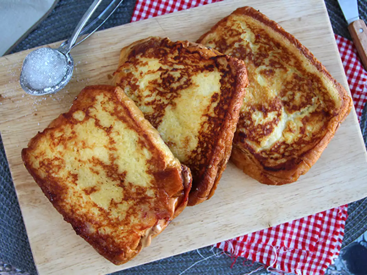 Французские тосты с арахисовой пастой и джемом - фото 2
