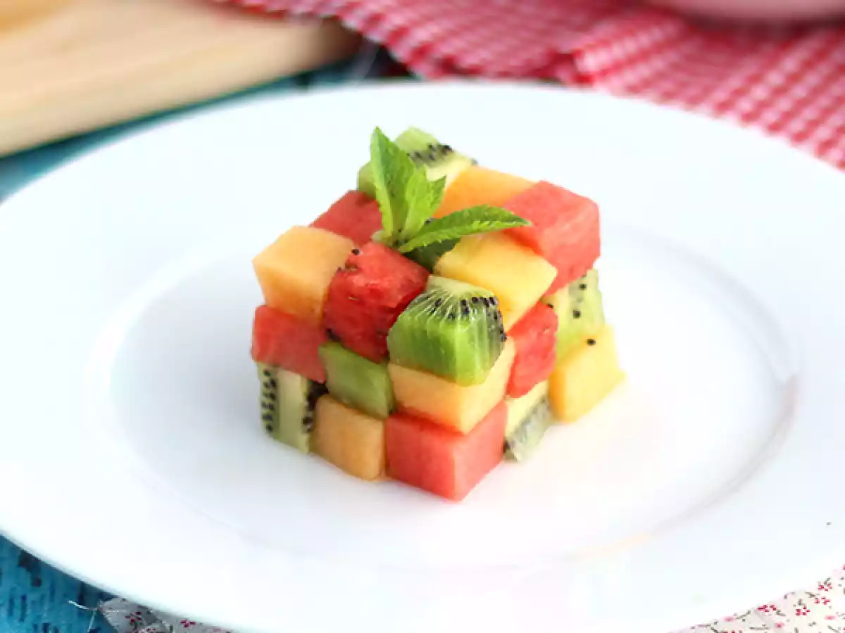 Фруктовый кубик Рубика, дизайнерский фруктовый салат