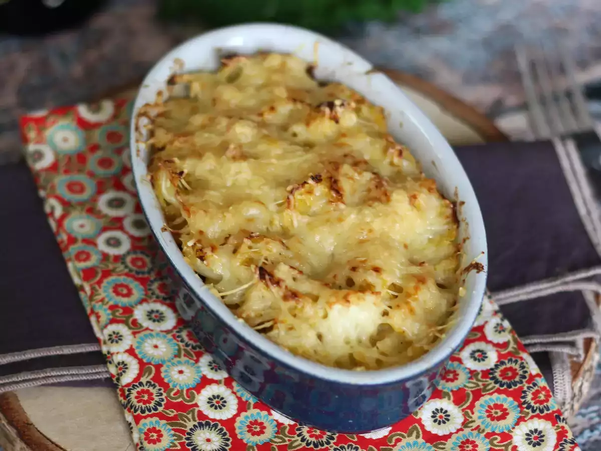Гратен из кудрявой капусты с соусом бешамель и сыром - фото 2