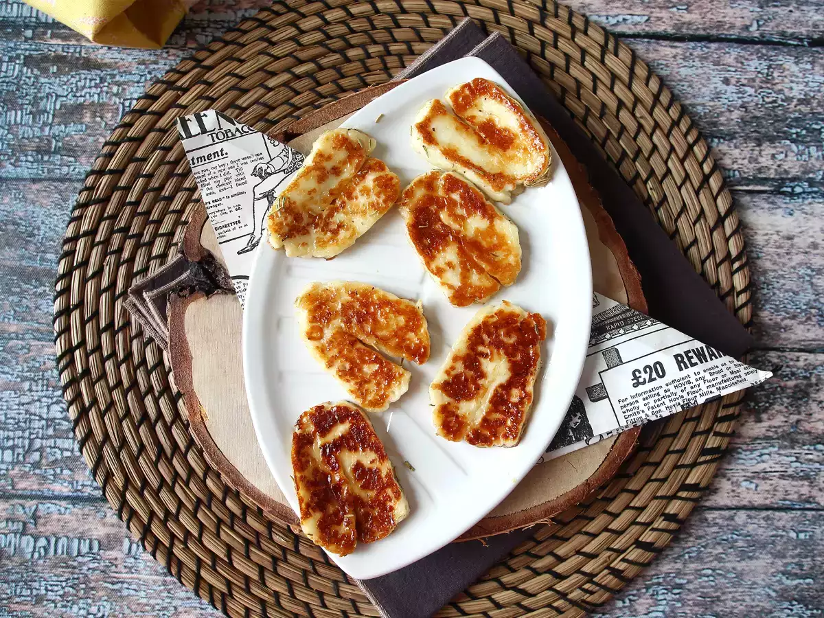 Халлуми на сковороде с мёдом и розмарином: сладко-солёный рецепт - фото 5