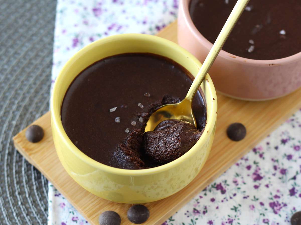 Идеальный шоколадный мусс с насыщенным вкусом и щепоткой соли