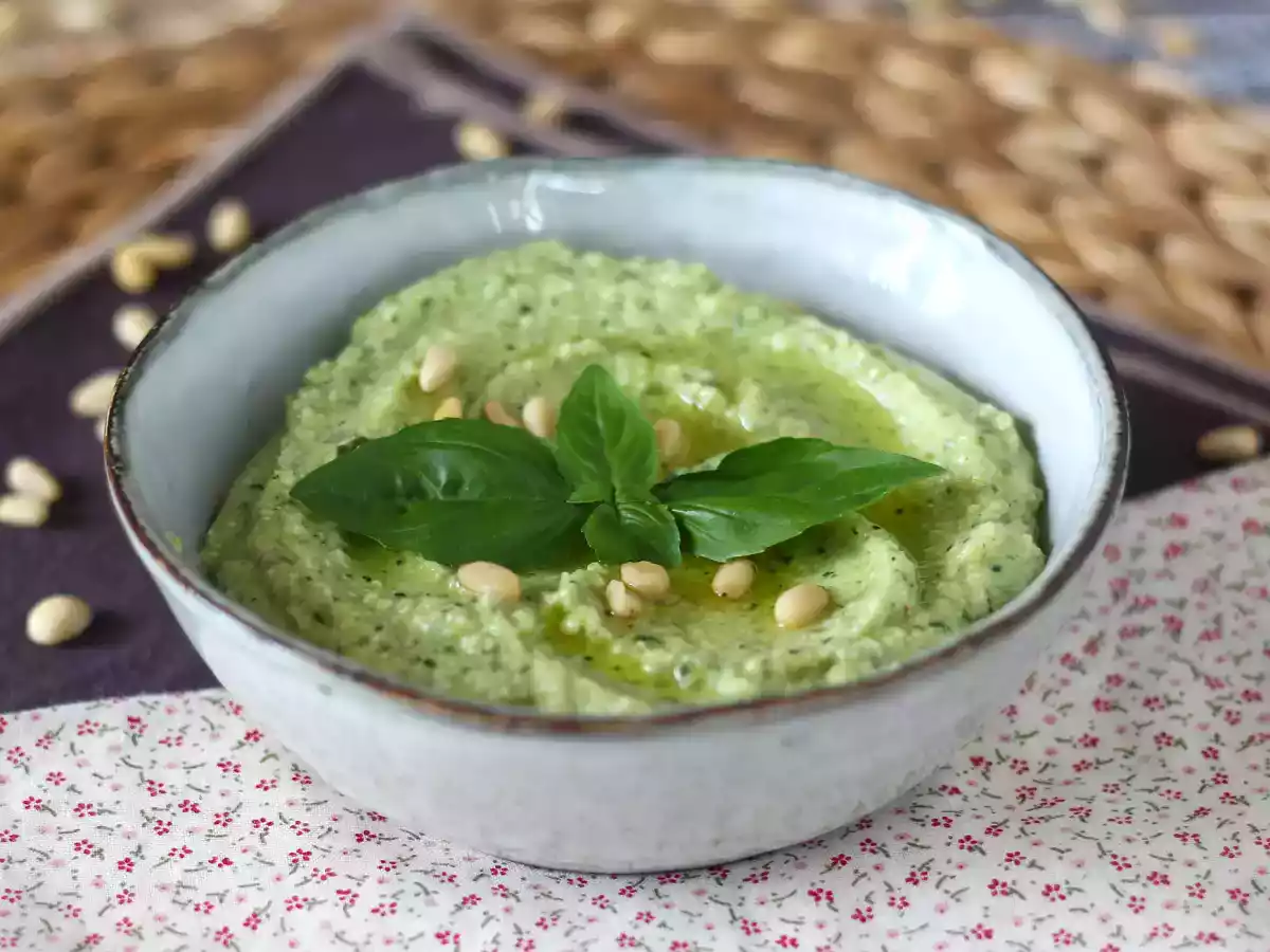 Кабачковый песто, быстрый и вкусный рецепт без варки