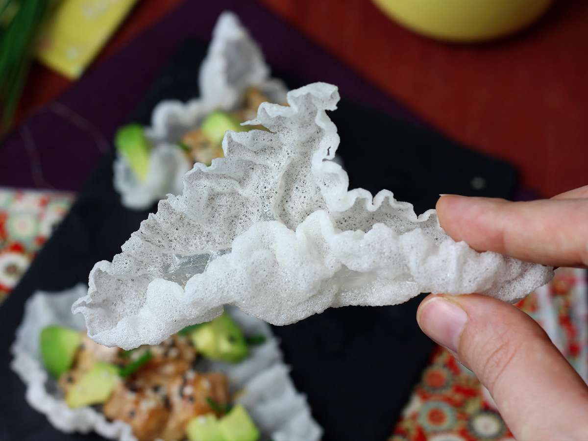 Как приготовить чипсы из рисовой бумаги?
