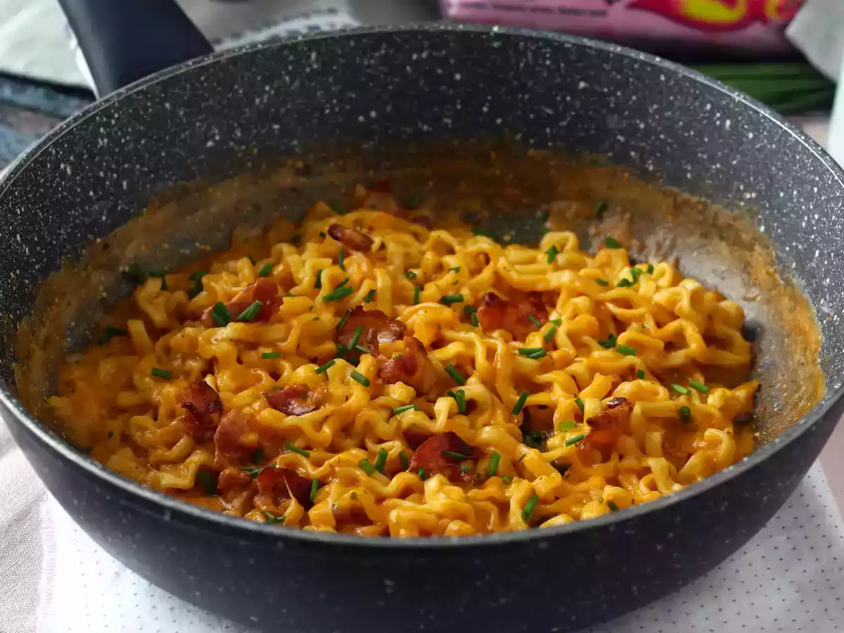 Как приготовить лапшу булдак со вкусом карбонара? Лучший рецепт! - фото 5