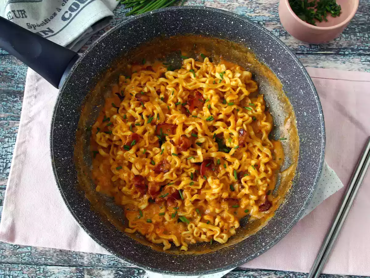 Как приготовить лапшу булдак со вкусом карбонара? Лучший рецепт! - фото 6