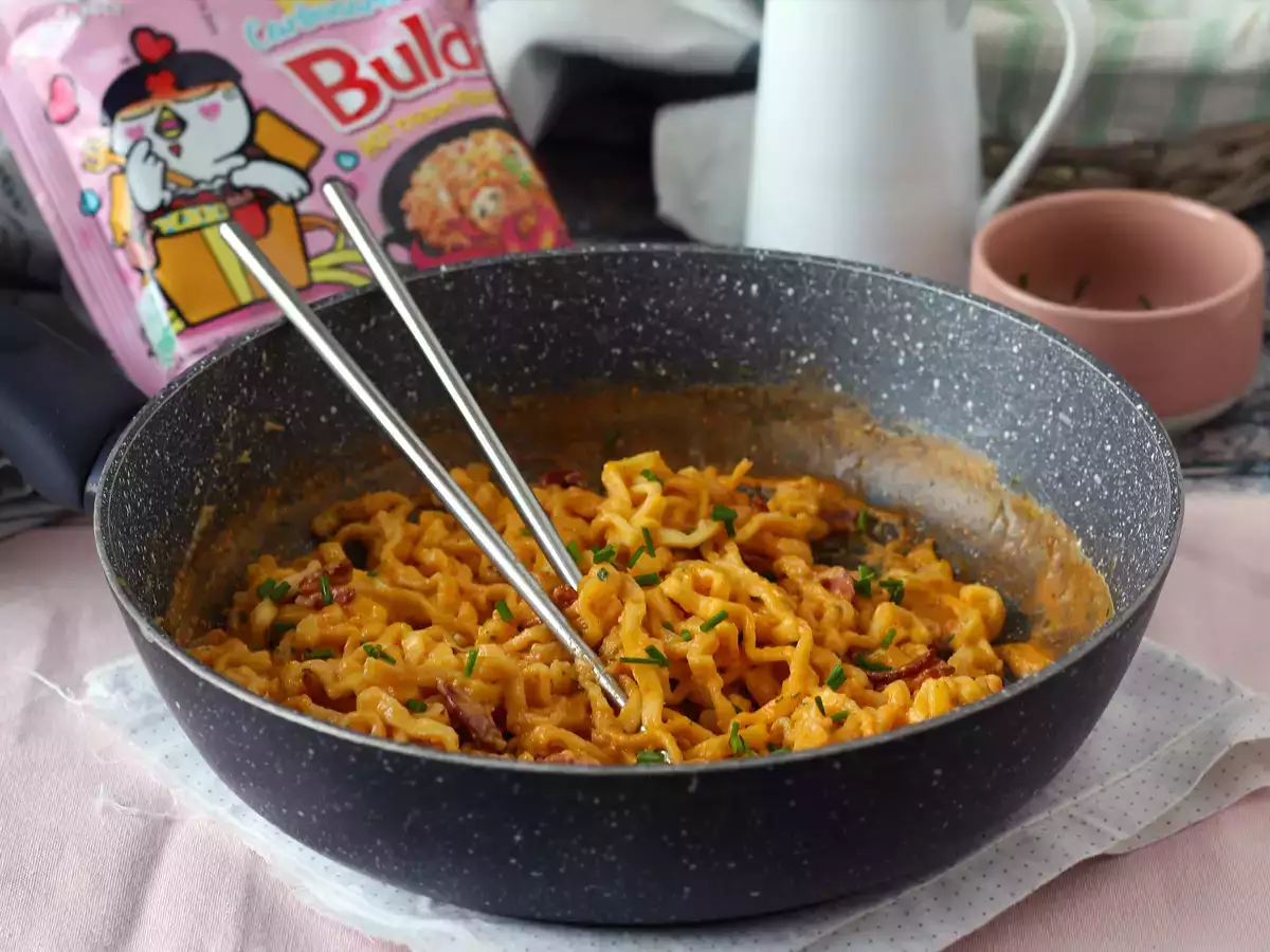 Как приготовить лапшу Buldak со вкусом карбонары? Лучший рецепт!